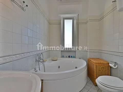 Quadrilocale via Nazario Sauro San C, Centro, Albenga — foto 28 di 69
