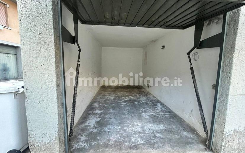Trilocale buono stato, primo piano, Stazione, Lissone — foto 11 di 25