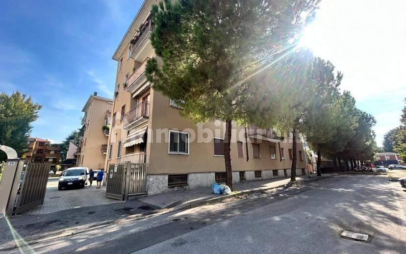 Trilocale buono stato, primo piano, Stazione, Lissone — foto 24 di 25