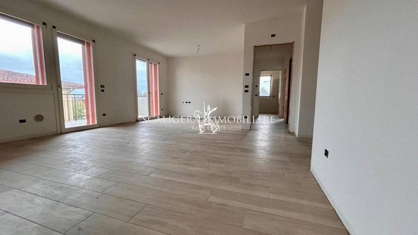 Trilocale nuovo, secondo piano, Centro, Caldiero — foto 18 di 21