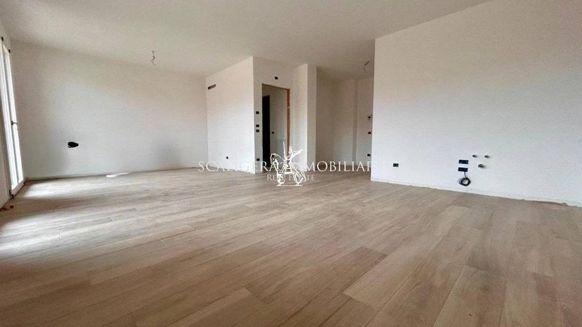 Trilocale nuovo, secondo piano, Centro, Caldiero — foto 16 di 21