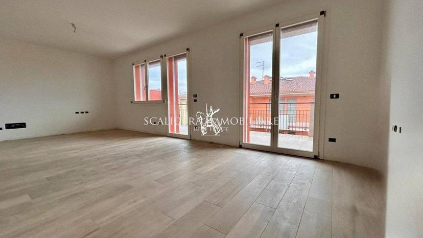 Trilocale nuovo, secondo piano, Centro, Caldiero — foto 5 di 21