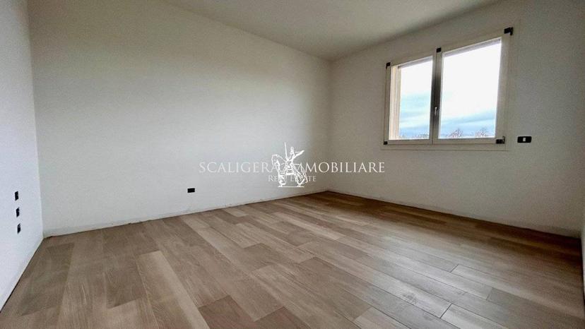 Trilocale nuovo, secondo piano, Centro, Caldiero — foto 10 di 21