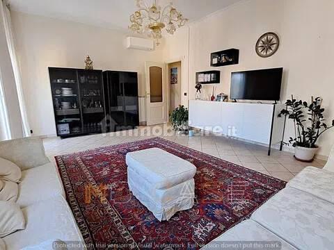 Quadrilocale via Nazario Sauro San C, Centro, Albenga — foto 2 di 69