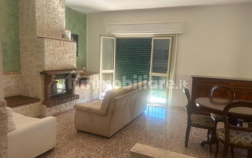 Quadrilocale via Bruno Buozzi 6, Centro, Acquasparta — foto 4 di 8