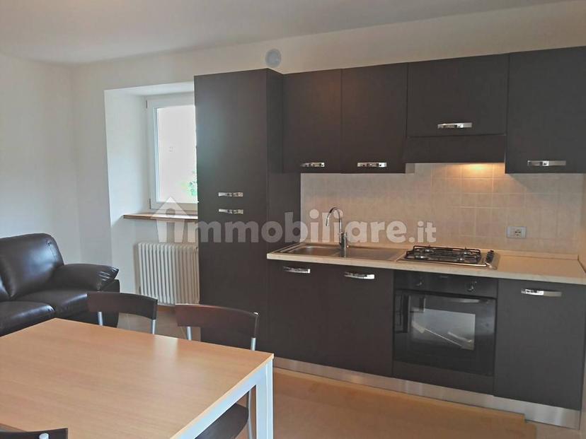 Trilocale ottimo stato, primo piano, Rovereto — foto 8 di 19
