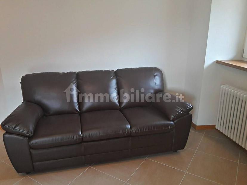 Trilocale ottimo stato, primo piano, Rovereto — foto 15 di 19