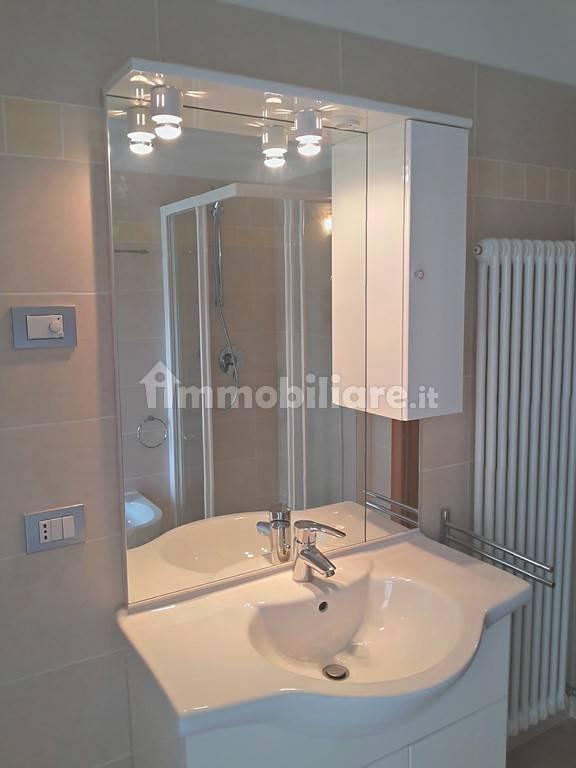 Trilocale ottimo stato, primo piano, Rovereto — foto 11 di 19