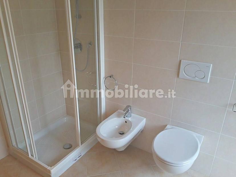 Trilocale ottimo stato, primo piano, Rovereto — foto 3 di 19