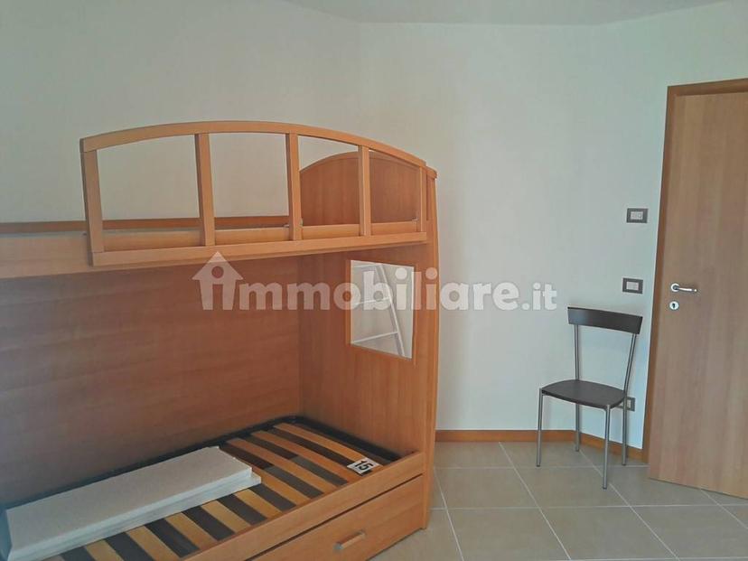 Trilocale ottimo stato, primo piano, Rovereto — foto 10 di 19