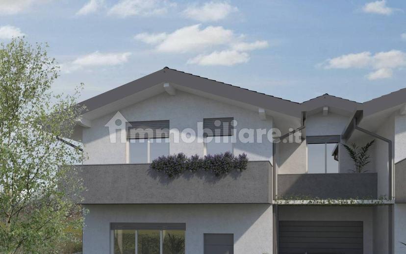 Villa a schiera via Carlo Pellegrini, Centro, Olgiate Comasco