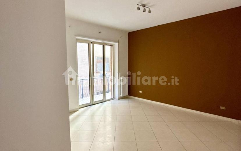 Appartamento via Vasto, Centro Storico, Avellino — foto 8 di 16