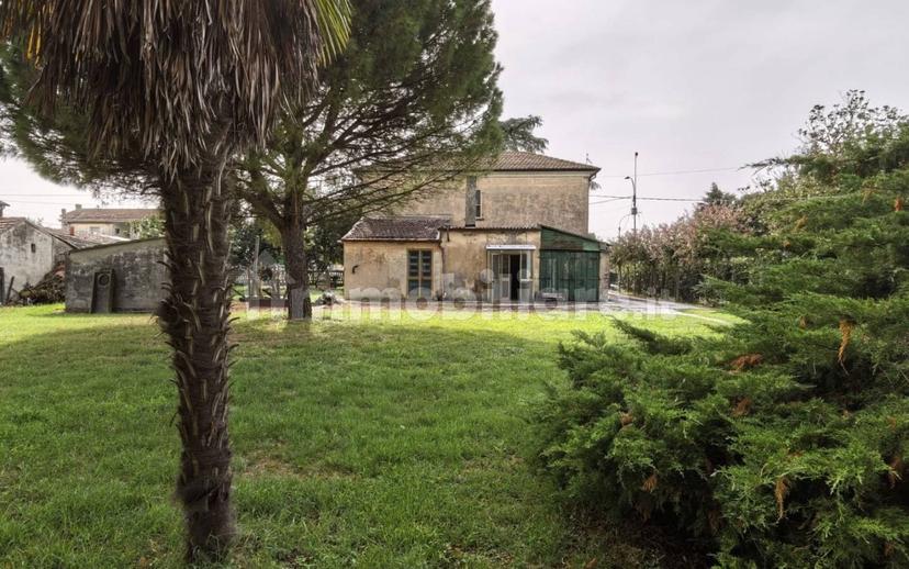Villa unifamiliare via Filippo Pivanti, Serravalle, Riva del Po — foto 4 di 25