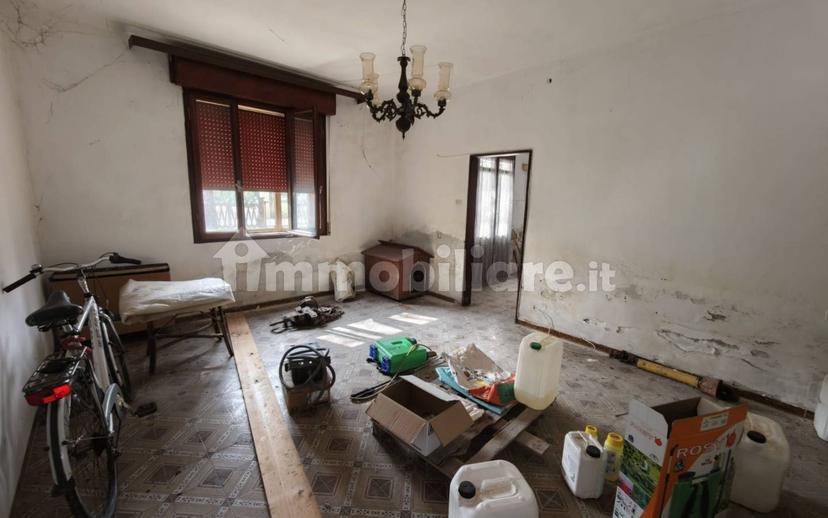 Villa unifamiliare via Filippo Pivanti, Serravalle, Riva del Po — foto 24 di 25