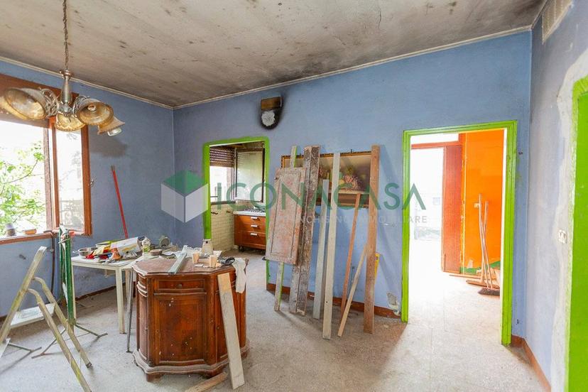 Villa a schiera via Alessandro Manzoni, Centro, San Bassano — foto 16 di 17