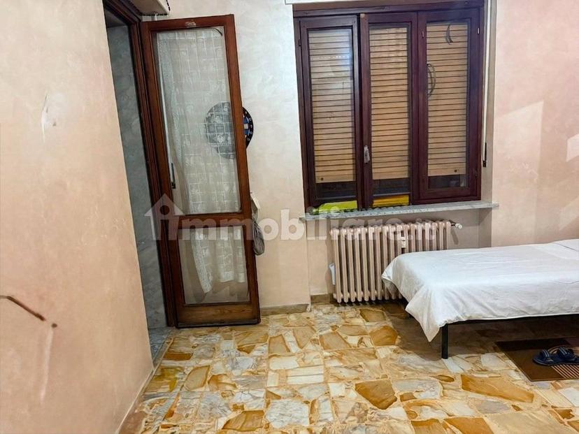 Trilocale via Giovanni Pascoli 41, Centro, Bra — foto 8 di 12
