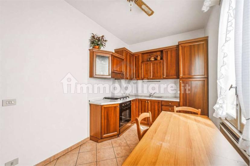 Villa a schiera via Giovanni Pascoli, Centro, Castelnovo di Sotto — foto 5 di 27