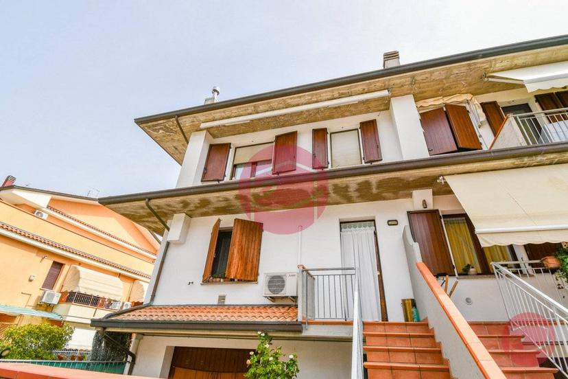 Appartamento su più livelli, Gambettola — foto 18 di 34