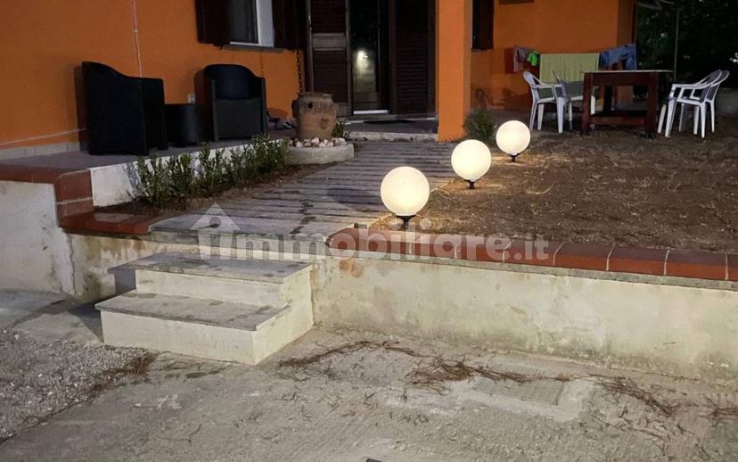 Appartamento in villa via Novoli 200, Campi Salentina