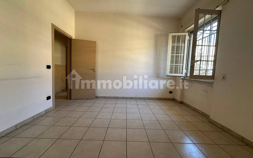 Trilocale via 1 Maggio 12, Orta di Atella — foto 14 di 21