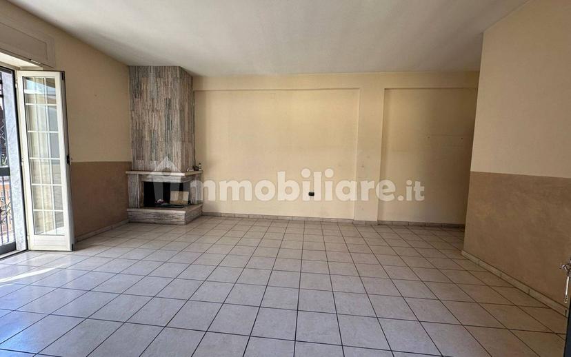 Trilocale via 1 Maggio 12, Orta di Atella — foto 11 di 21