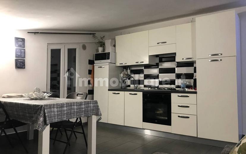 Bilocale via Clitunno, Guardapasso, Aprilia — foto 4 di 8