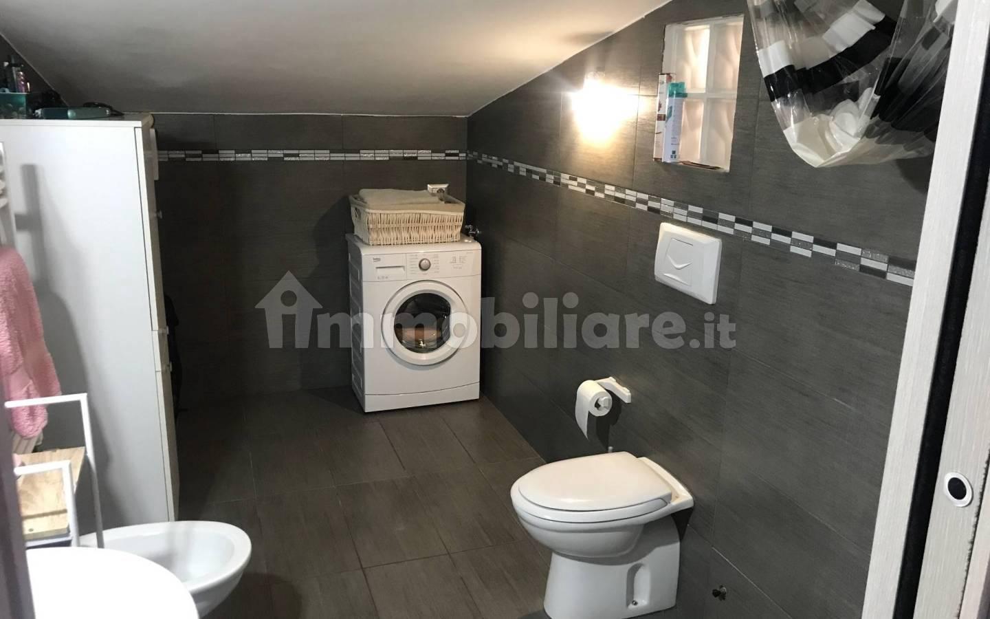 Bilocale via Clitunno, Guardapasso, Aprilia