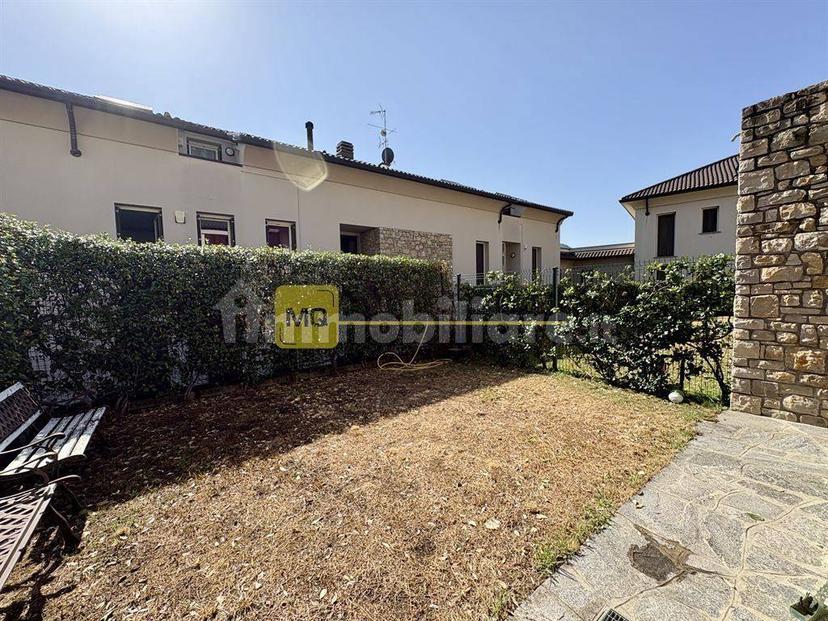 Villa a schiera via caduti per la liberta, Valmadrera — foto 10 di 41