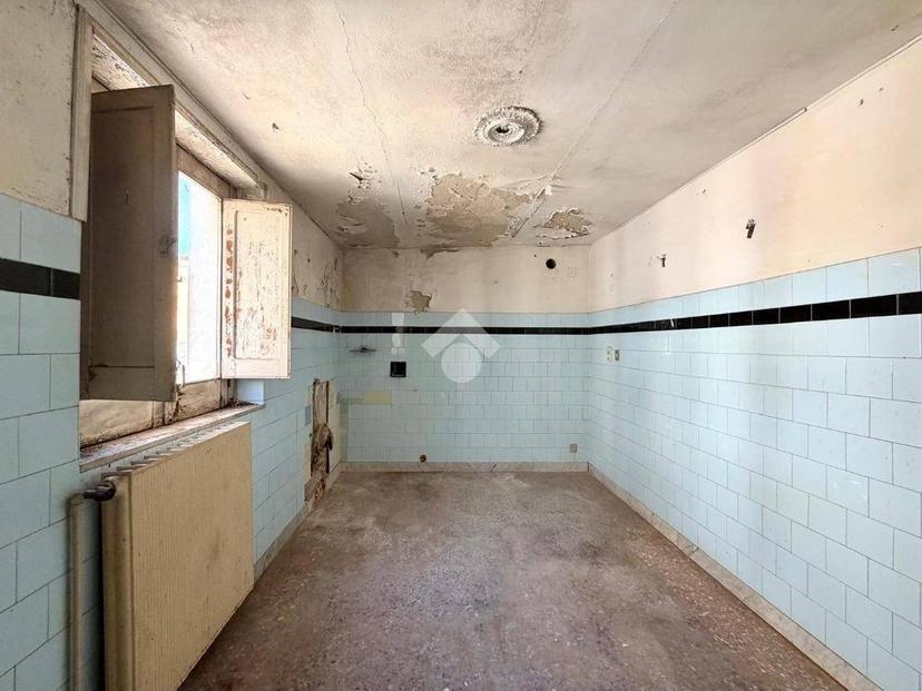 Trilocale via Bottego 1, Centro, Cosenza — foto 9 di 16