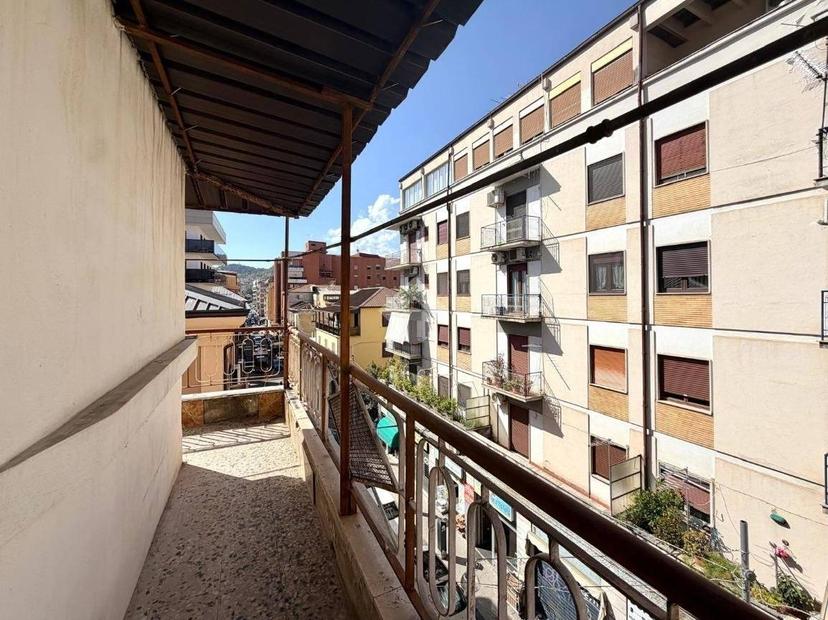 Trilocale via Bottego 1, Centro, Cosenza — foto 14 di 16