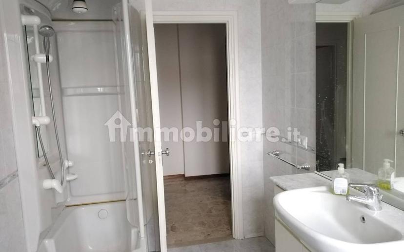 Stanza singola via Calatafimi, Parma — foto 7 di 17