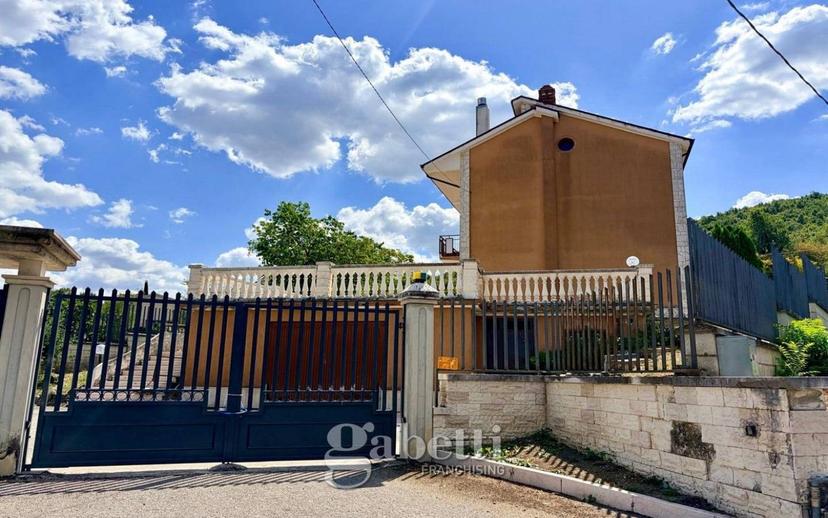 Villa unifamiliare Contrada Foce, Selva Piana, Tappino, Campobasso — foto 4 di 41