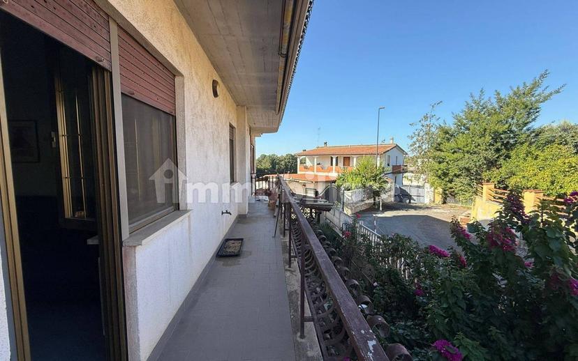 Trilocale vicolo Tione, Riserva Nuova - Buon Riposo, Aprilia — foto 19 di 34