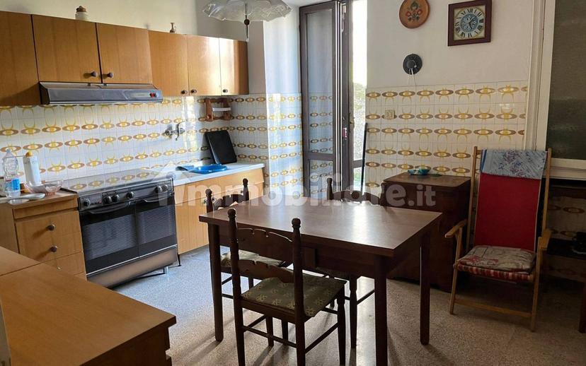Trilocale via Bassiano, Centro, Sezze — foto 4 di 9