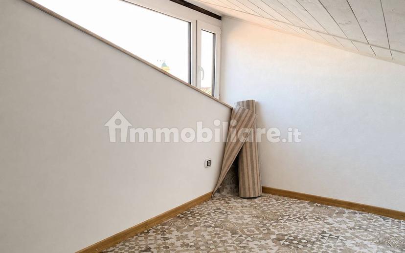 Bilocale via Vittorio Veneto 1, Centro, Inverigo — foto 3 di 32