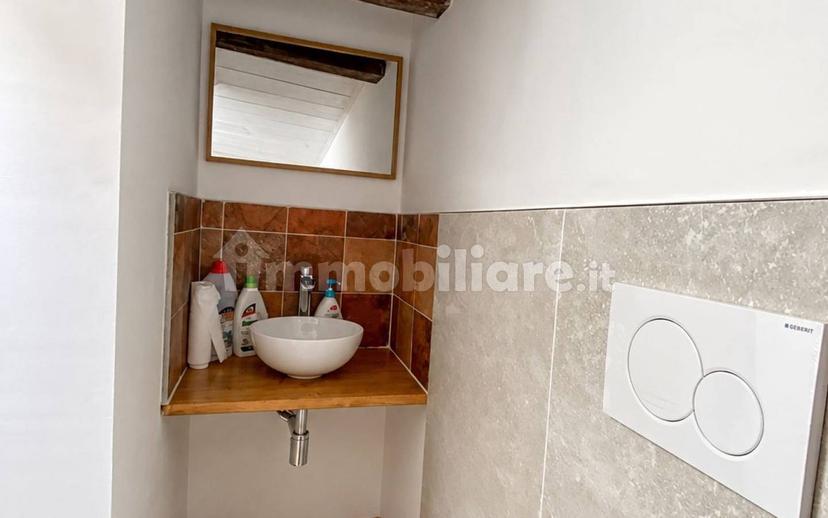 Bilocale via Vittorio Veneto 1, Centro, Inverigo — foto 17 di 32