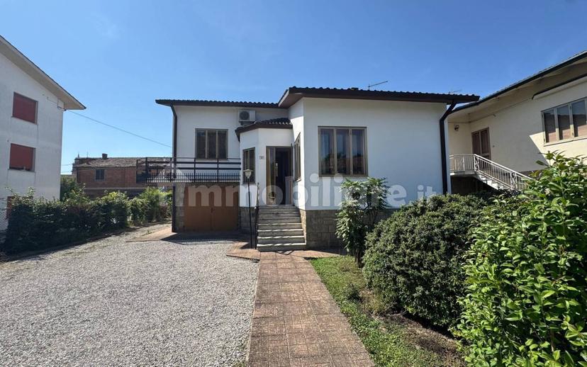 Villa unifamiliare via Provinciale Ovest 31, Centro, Arquà Polesine