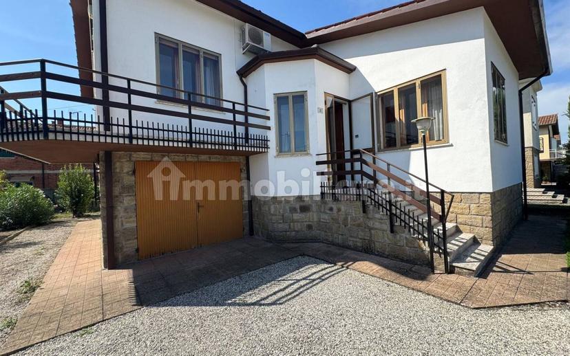 Villa unifamiliare via Provinciale Ovest 31, Centro, Arquà Polesine — foto 7 di 37