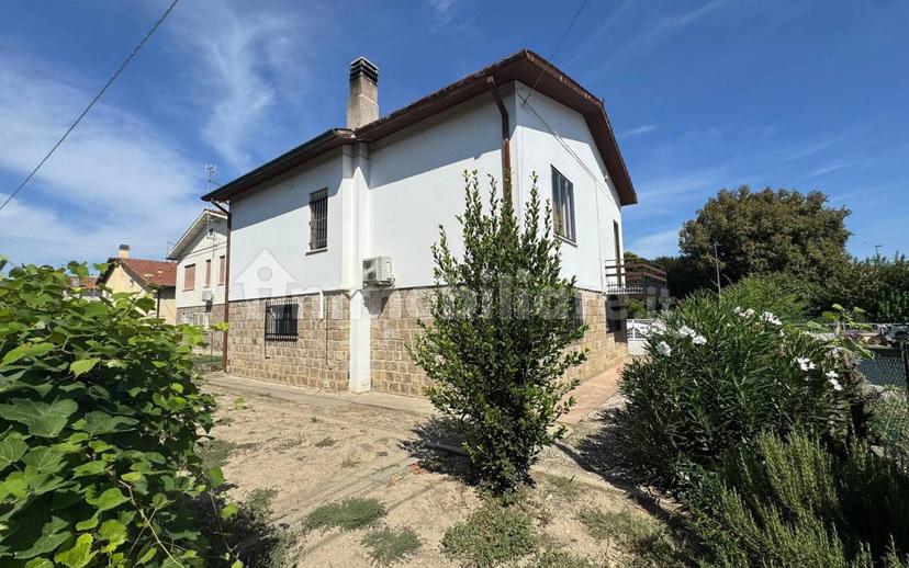 Villa unifamiliare via Provinciale Ovest 31, Centro, Arquà Polesine — foto 9 di 37