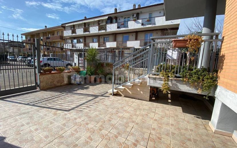 Appartamento in villa via Cantatore, San Severo — foto 4 di 34