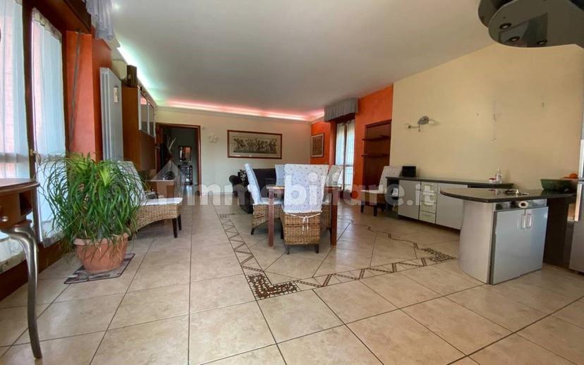 Appartamento in villa via Cantatore, San Severo — foto 27 di 34