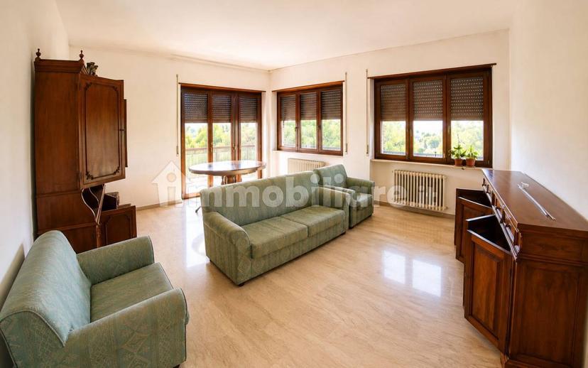 Appartamento viale 24 Maggio 25, Centro, Fabriano — foto 12 di 16