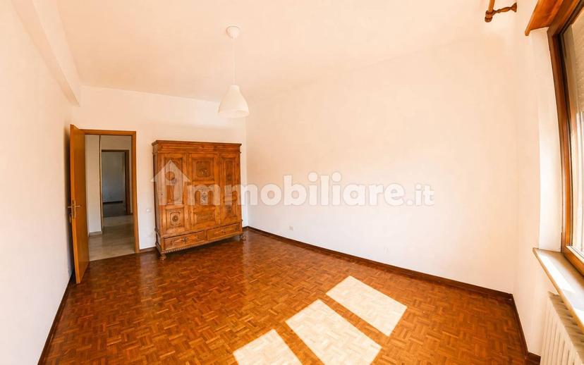Appartamento viale 24 Maggio 25, Centro, Fabriano — foto 3 di 16