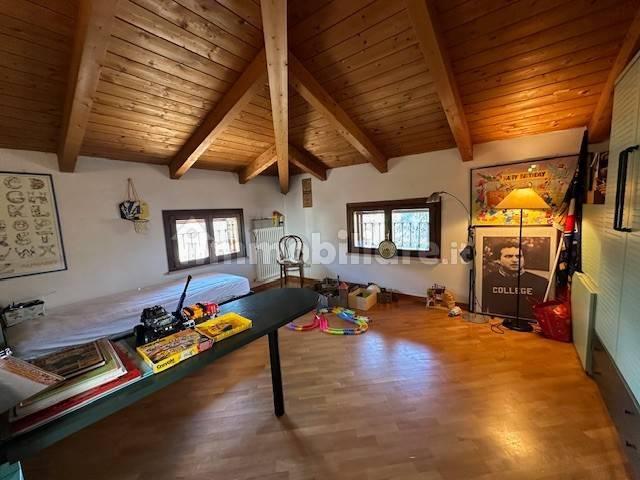 Villa bifamiliare via Ludovico Ariosto, Borzano, Albinea — foto 3 di 24