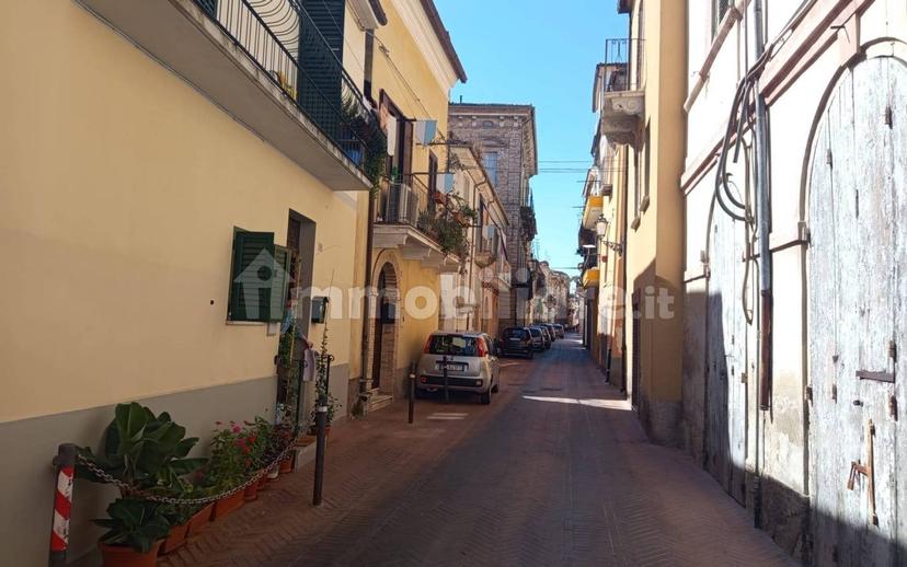 Trilocale via Santa Maria Maggiore, Centro, Lanciano — foto 2 di 22