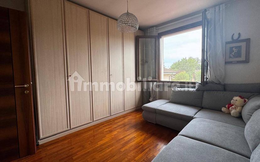 Villa bifamiliare, buono stato, 173 m², Sant'antonio, Porto Mantovano — foto 3 di 18