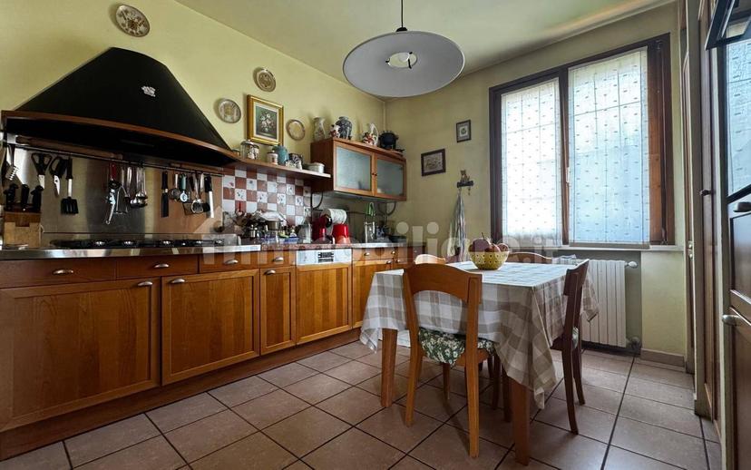 Villa bifamiliare, buono stato, 173 m², Sant'antonio, Porto Mantovano — foto 2 di 18