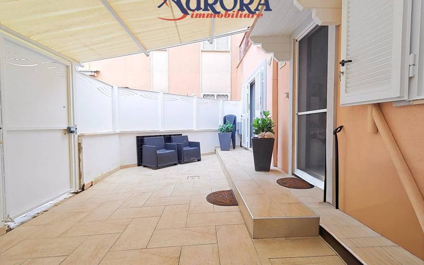 Villa a schiera 5 locali, ottimo stato, Zona Calcatore, Zona Ospedale, Periferia, Terracina — foto 5 di 30