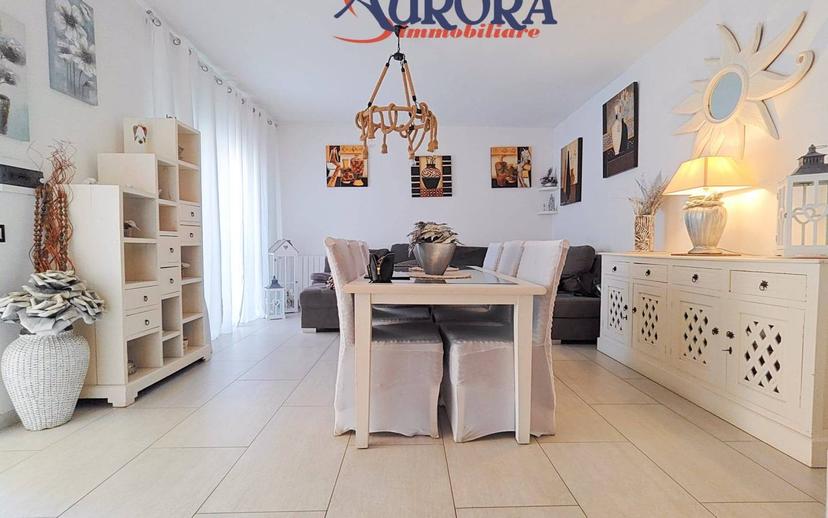 Villa a schiera 5 locali, ottimo stato, Zona Calcatore, Zona Ospedale, Periferia, Terracina — foto 16 di 30