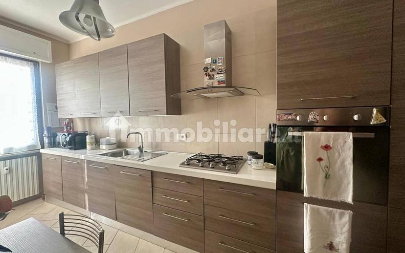 Trilocale viale Alcide De Gasperi 2, Centro, Tortona — foto 2 di 13